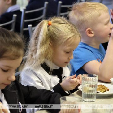 Лучший результат – чистые тарелки: пилотный проект по питанию в самой большой школе Могилевской области
