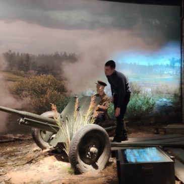 День с пользой: профсоюзный актив учащихся БГМТК посетил Музей Славы и зоосад