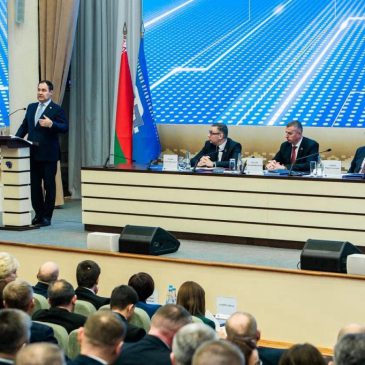 Роман Головченко: «Акцент в программе сделан на технологическое развитие страны»