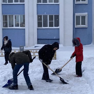 ПРОФСОЮЗ не ждет – снег чистим вместе!