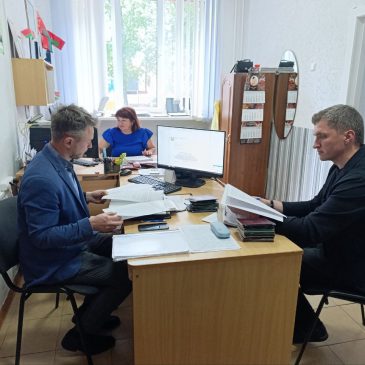 В центре внимания – соблюдение трудовых прав и охрана труда: мониторинг и проверка в Чаусском районе